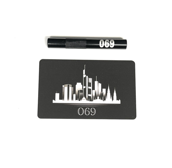 Alu Röhrchen Set in schwarz/geriffelt (70mm) mit Laser Gravur und Hack-Karte „069" Frankfurt