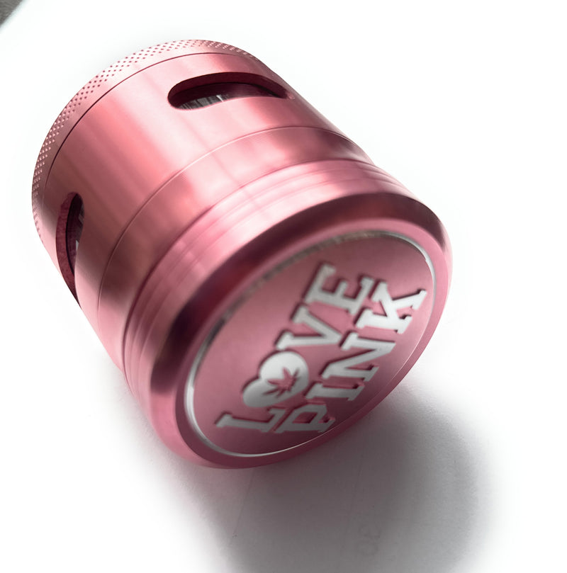 XXL Love Pink Grinder 4-teilig aus Metall (63mm) mit Magnetdeckel und robusten Zähnen
