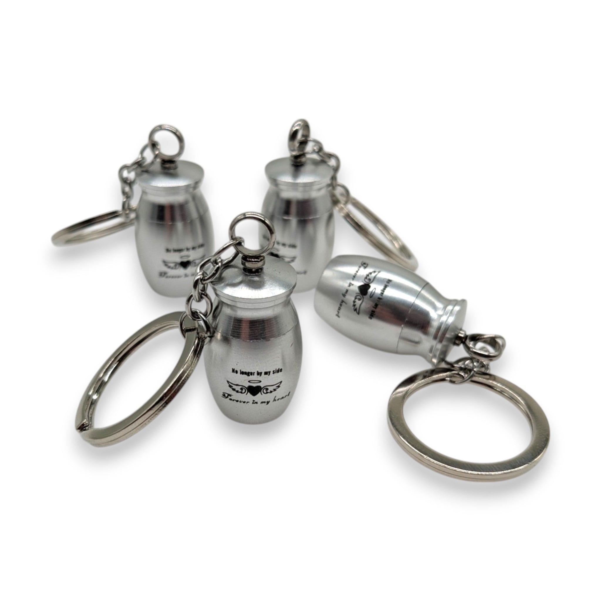 Mini Capsule Pendant – Screw Keychain for On-the-Go (Silver)