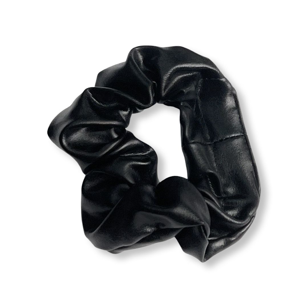 Hair tie / scrunchie with hiding place / secret compartment - deceptively real in black