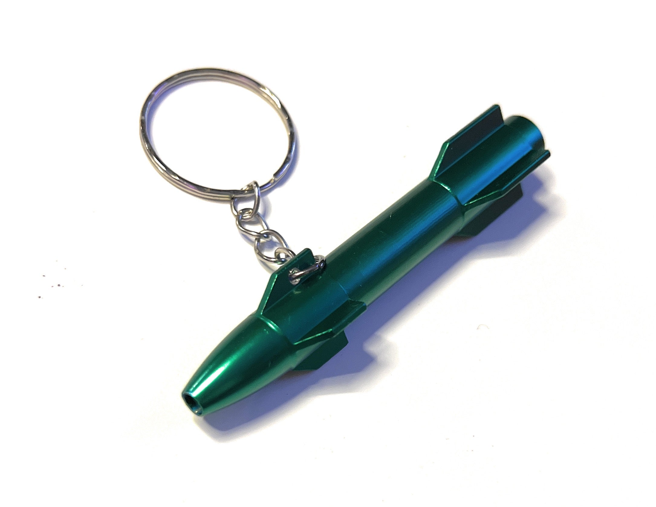 Aluminum tube in rocket design – Green - Practical keychain