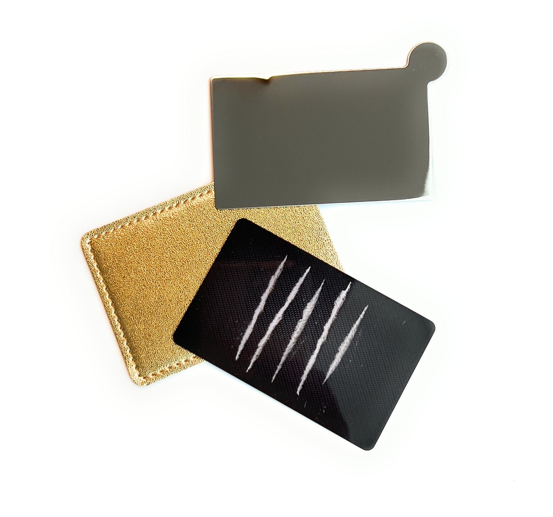 Mini mirror to-go in a protective case including a pull and chop card, ideal for on the go