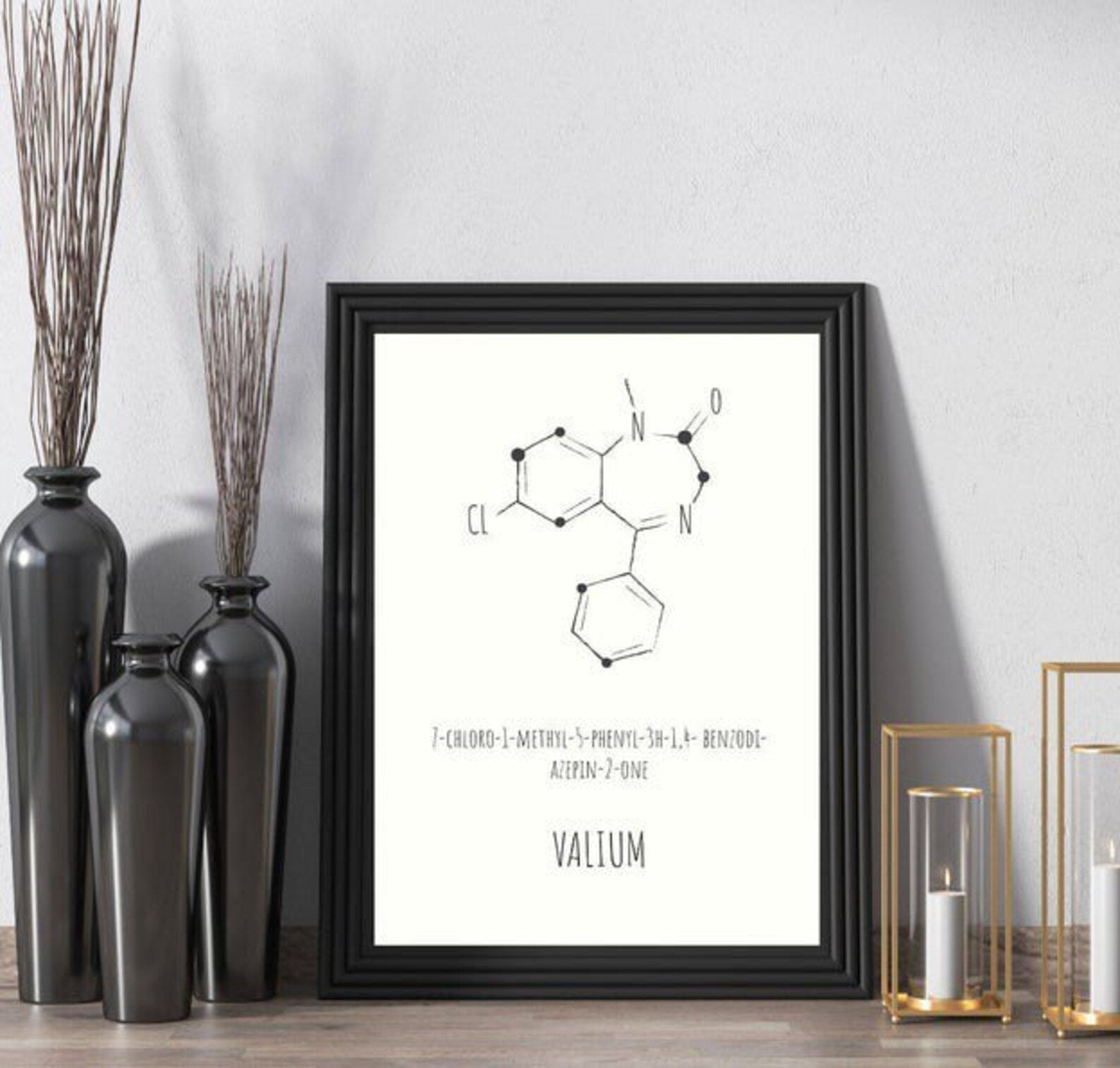 Poster „Valium“ – DIN A3 met zwarte lijst