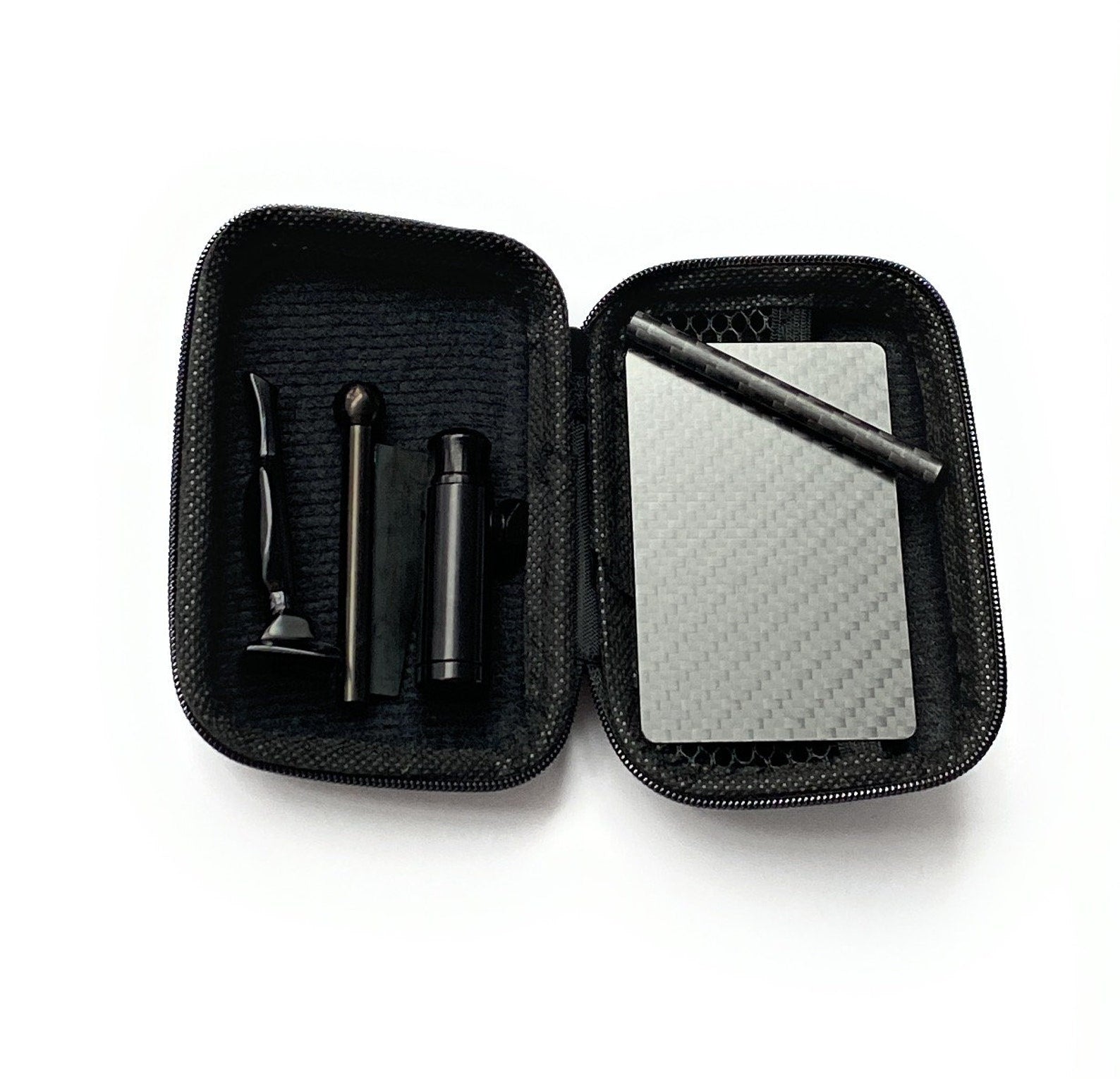 Carbon Black Set – Luxe accessoires in stijlvolle softcase