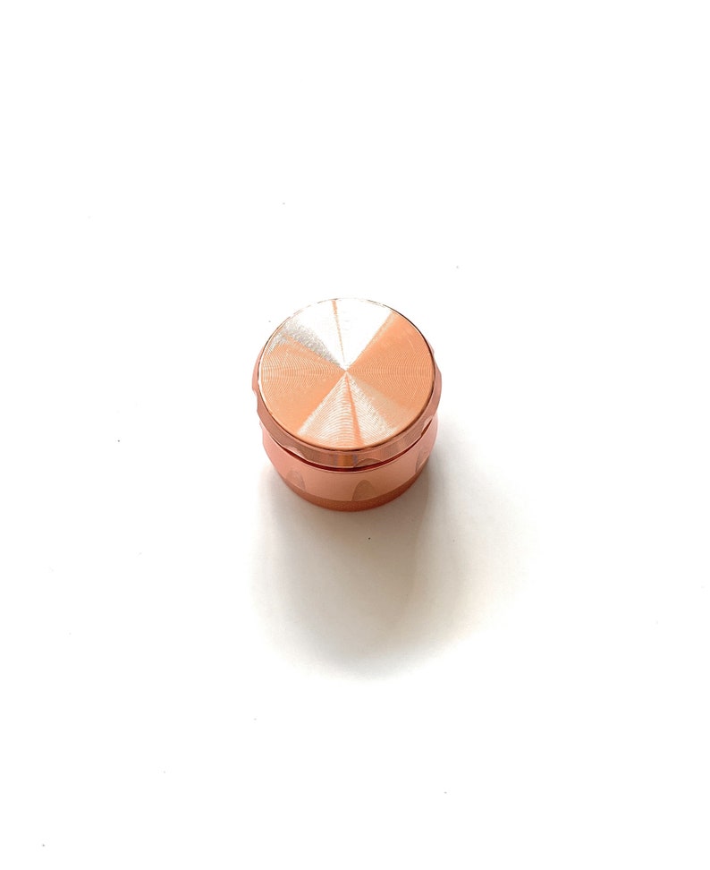 Roze Gouden Grinder 40mm – Elegant Ontwerp & Moeiteloos Malen